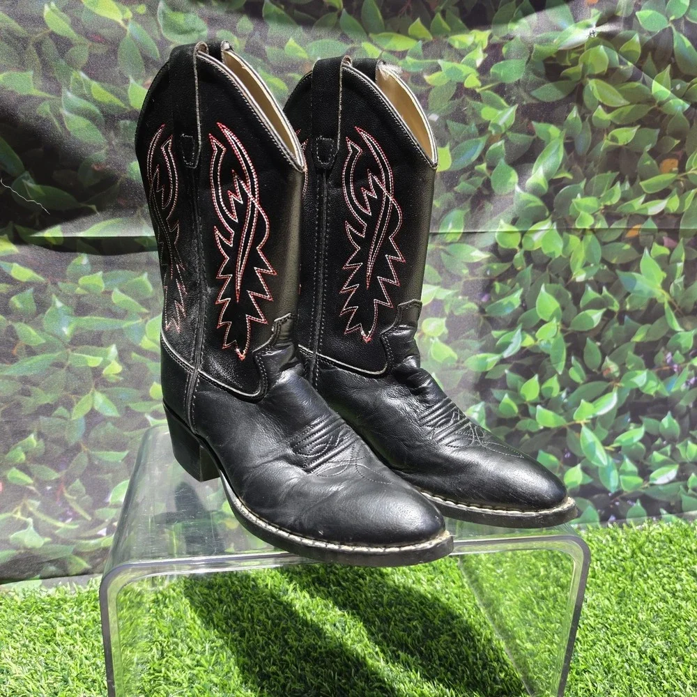Youth Black Leather Western Cowboy Boots Embroidered Size Not Marked Made in Ind